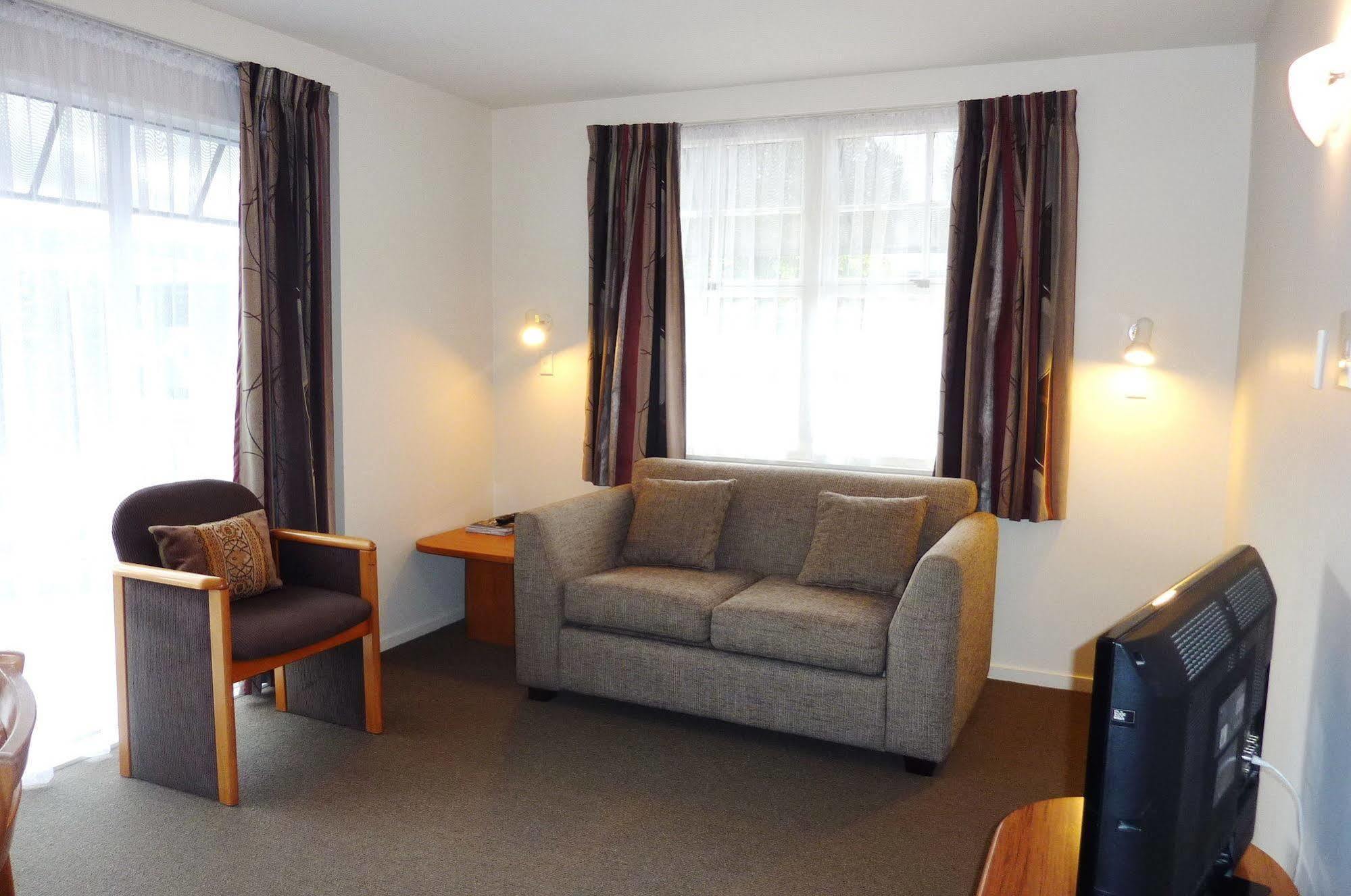 Colonial Inn Motel Christchurch Exteriör bild