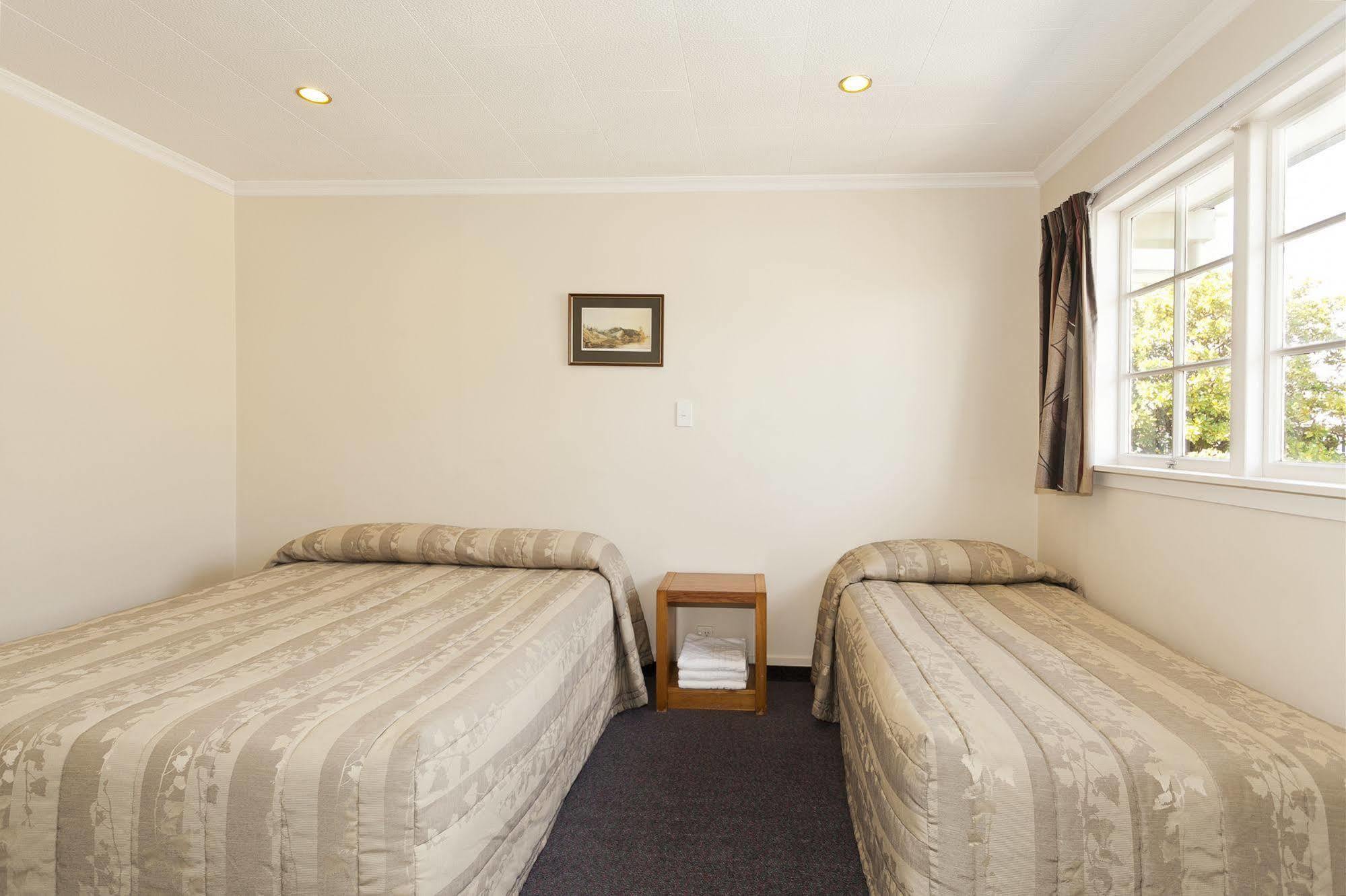 Colonial Inn Motel Christchurch Exteriör bild